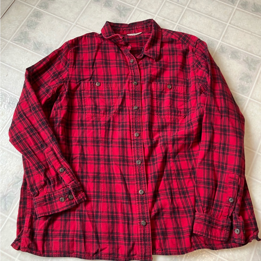 Duluth‎ Trading Co women's red black plaid Flannel Shirt